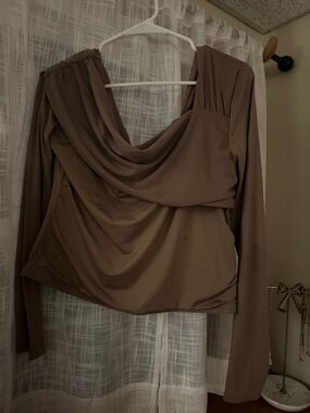 Draped Long-Sleeve Women’s Top in Taupe